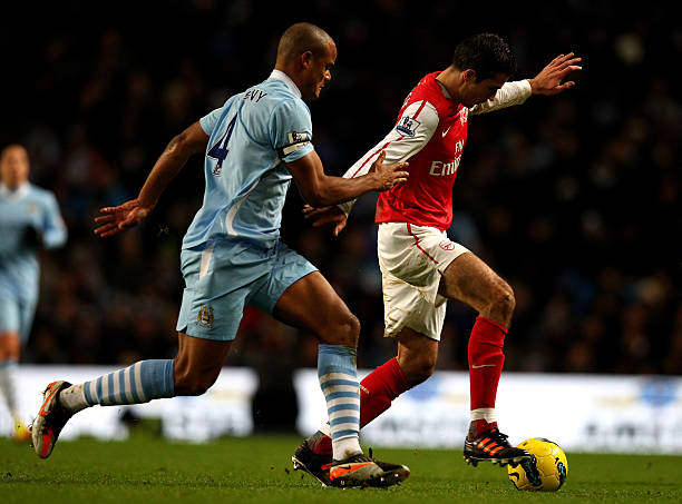 真实背景而 真实背景而